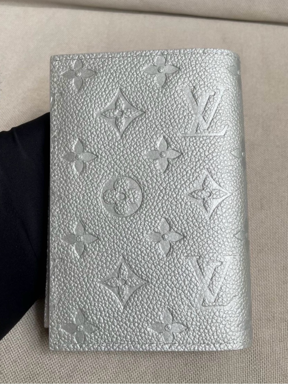 Louis Vuitton Gray Embossed Monogram Passport Holder - Picture 3 of 5
